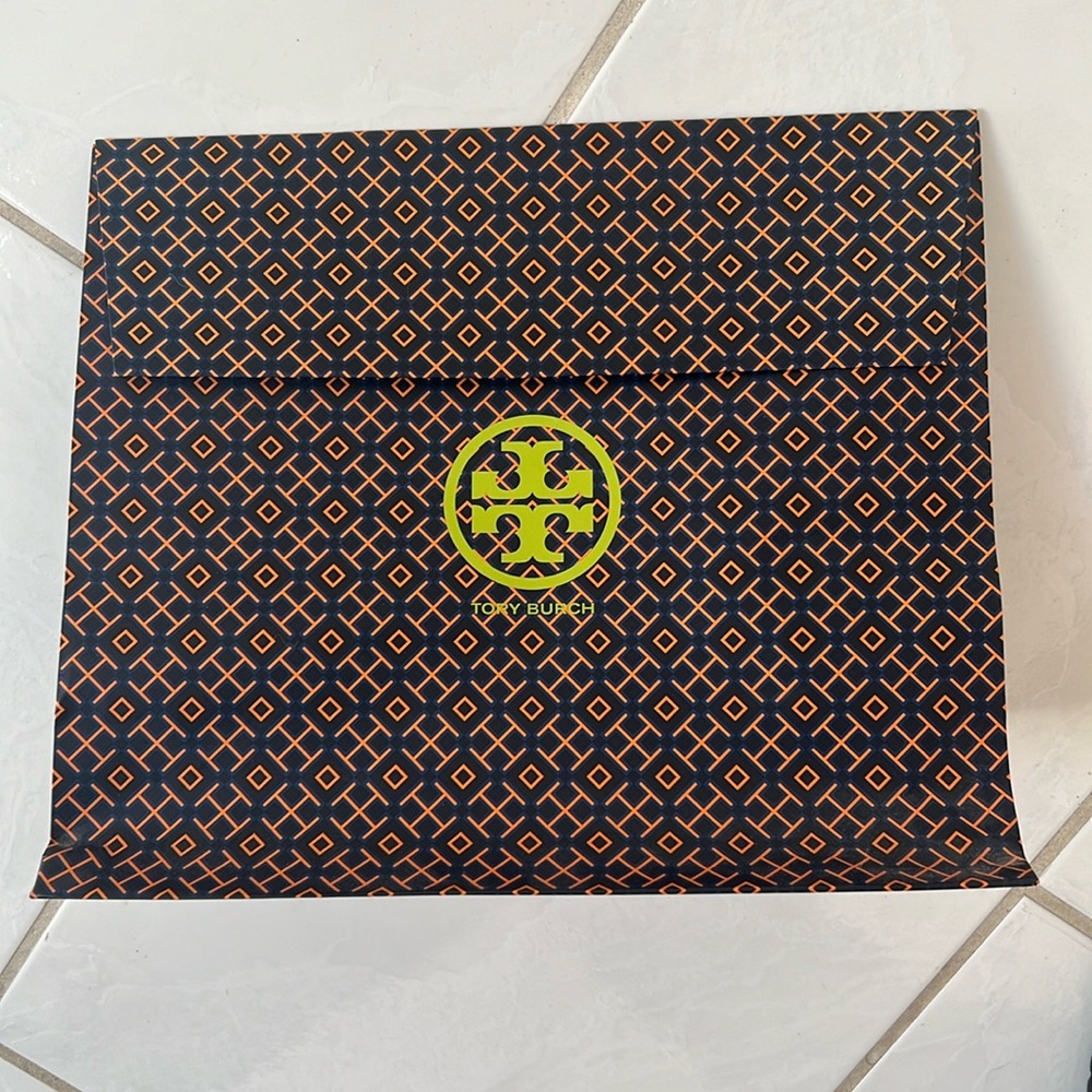 Tory Burch Arrow Logo Gift Box for Bag Tote 12.25”x 10.5”Tissue Paper & Sticker